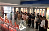 經(jīng)濟(jì)管理系黨總支開展參觀“紅色文化藝術(shù)館”，獻(xiàn)禮建黨100周年活動(dòng)