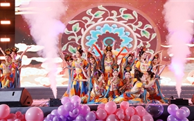 武威職業(yè)技術(shù)大學(xué)舉辦“迎新生?慶元旦”文藝晚會暨2023級學(xué)前教育專業(yè)畢業(yè)生匯報(bào)演出